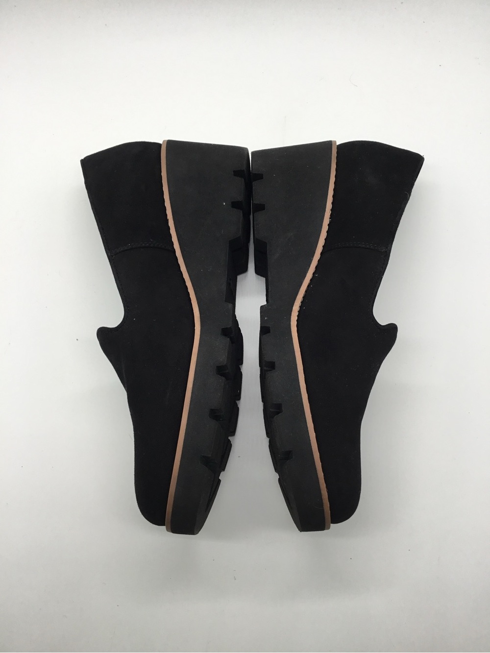 Vionic Black Suede Willa Wedge Platform Loafer Size 9.5 - Picture 2 of 6